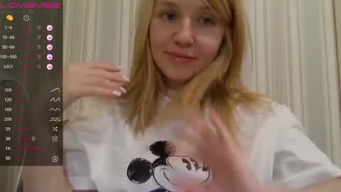 urbadkitty online show from 03.01.25