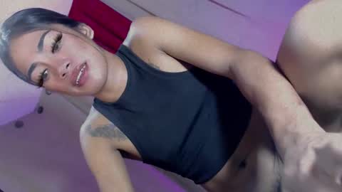 Snapshot of urbitch_haley69xx chatting on 09.11.25 Haley Mhate online show from 09.11.25