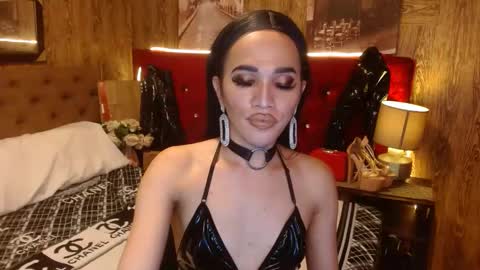 Snapshot of urcumgirlasiants chatting on 12.26.24 KENDALL online show from 12.26.24