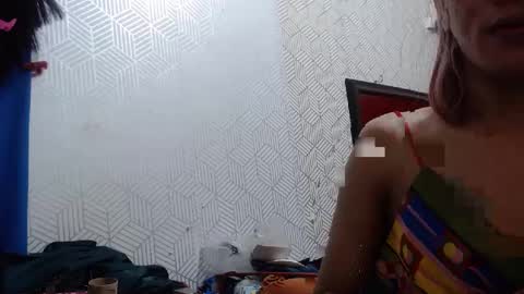 Snapshot of urcumgirlasiants chatting on 12.31.24 KENDALL online show from 12.31.24