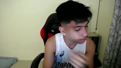 Snapshot of urcuteguy_jhonx chatting on 11.08.25 Dannie online show from 11.08.25