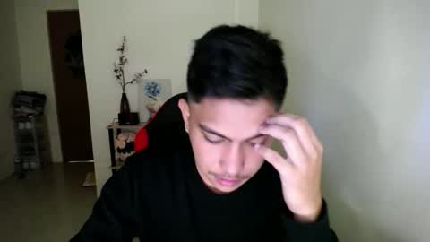 Snapshot of urcuteguy_jhonx chatting on 11.22.25 Dannie online show from 11.22.25