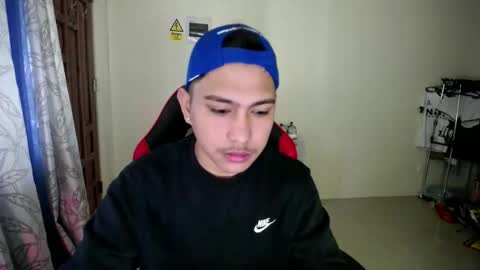 Snapshot of urcuteguy_jhonx chatting on 12.03.25 Dannie online show from 12.03.25