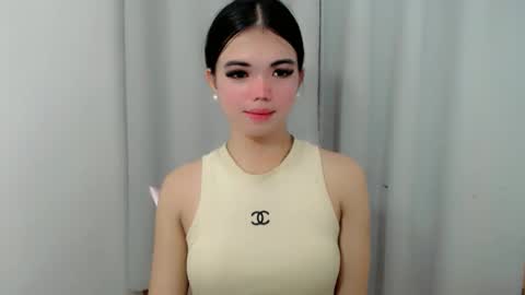urcutie_ayah online show from 10.17.25