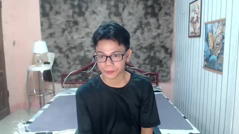 urdreamboy_doms online show from 05.04.26