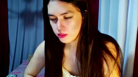 Snapshot of urdreamfilipina chatting on 11.18.25 urdreamfilipina online show from 11.18.25