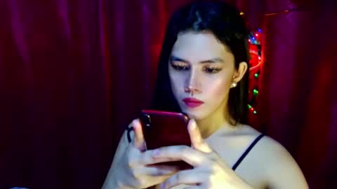 Snapshot of urdreamfilipina chatting on 12.19.25 urdreamfilipina online show from 12.19.25