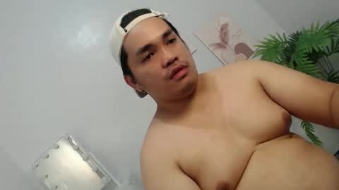 ure_fattytoy143 online show from 12.15.25