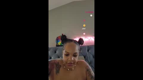 urfaveriri online show from 11.08.25