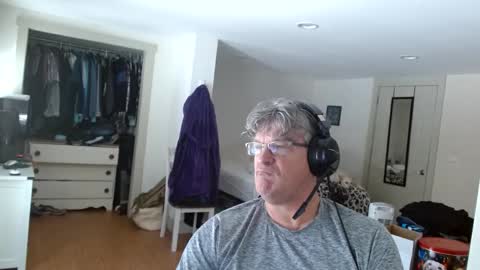 Snapshot of urfavteach50 chatting on 03.03.25 Gregor online show from 03.03.25