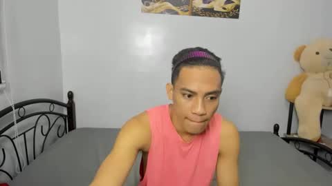 urfucker_vinz online show from 02.05.26
