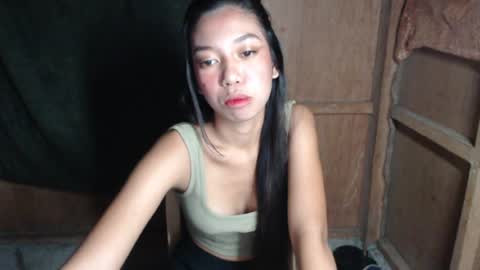 Snapshot of urgirlyflor chatting on 07.05.26 BB online show from 07.05.26