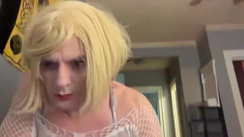 Snapshot of urgrlkandalee chatting on 09.29.25 urgrlkandalee online show from 09.29.25