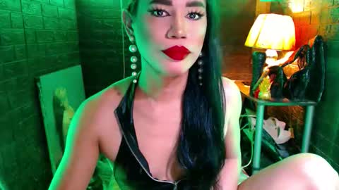 queen norelle online show from 04.19.26