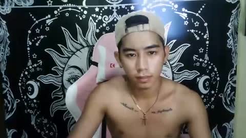 Snapshot of urhot_joshxx chatting on 03.04.25 Josh online show from 03.04.25