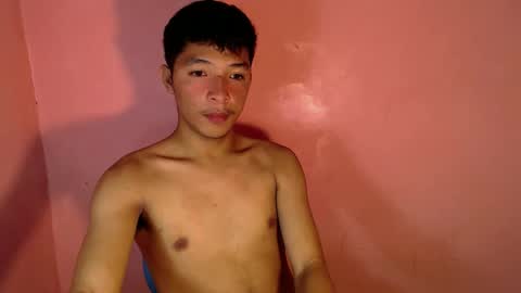 Snapshot of urhotethanxx chatting on 12.02.24 Ethan online show from 12.02.24