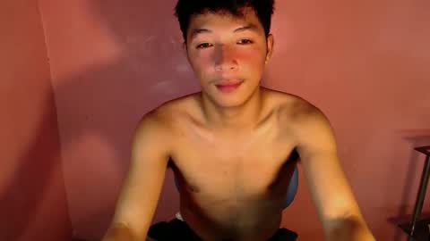 Snapshot of urhotethanxx chatting on 12.05.24 Ethan online show from 12.05.24