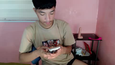 Snapshot of urhotethanxx chatting on 01.31.25 Ethan online show from 01.31.25