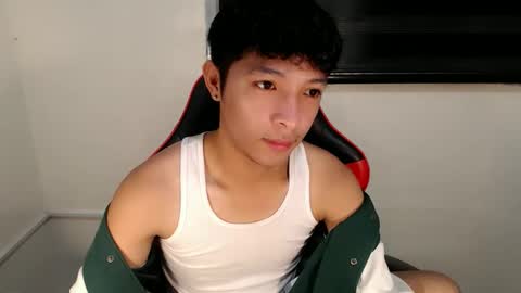 Snapshot of urhotethanxx chatting on 06.02.26 Ethan online show from 06.02.26
