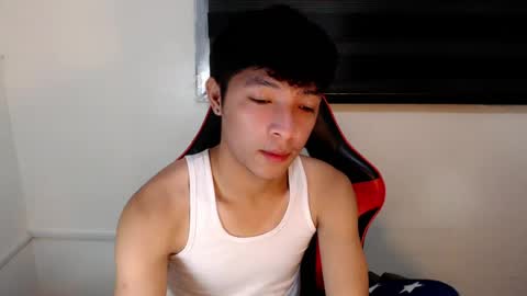 Snapshot of urhotethanxx chatting on 07.16.26 Ethan online show from 07.16.26