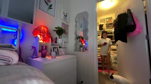 urlittlefilipina online show from 02.23.26