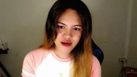 Snapshot of urlovely_hait chatting on 02.14.26 Sham online show from 02.14.26