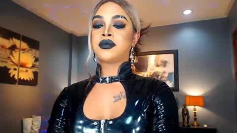 Snapshot of urmajestytyra chatting on 02.16.25 UrMajestyTyra online show from 02.16.25