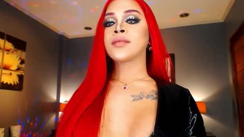 Snapshot of urmajestytyra chatting on 10.22.25 UrMajestyTyra online show from 10.22.25