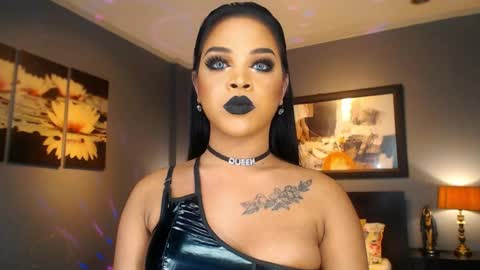 UrMajestyTyra online show from 04.07.26