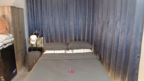 Mel online show from 01.25.25