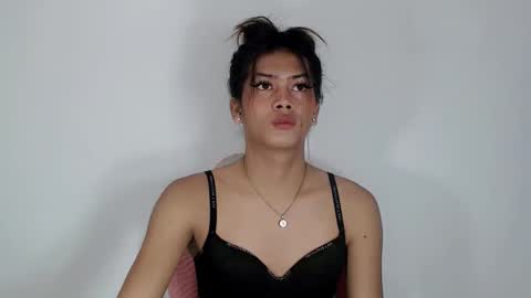 Snapshot of ursexy_diamondcum chatting on 02.27.26 RAZ online show from 02.27.26