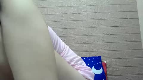 Snapshot of ursexychix_4u chatting on 01.22.25 ursexychix_4u online show from 01.22.25