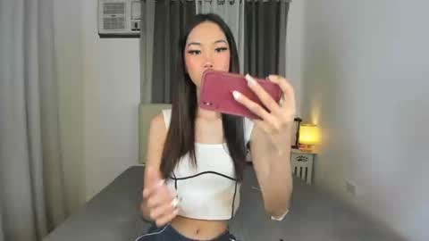 urslutgwen69 online show from 12.22.24