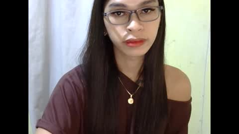 ursweet_zeviixx online show from 11.24.25