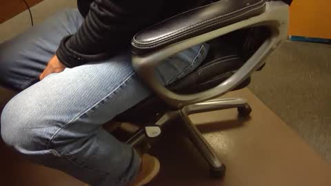 useemie online show from 04.01.26