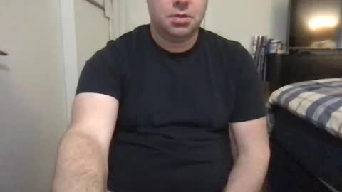 Snapshot of usguy886 chatting on 12.17.25 usguy online show from 12.17.25