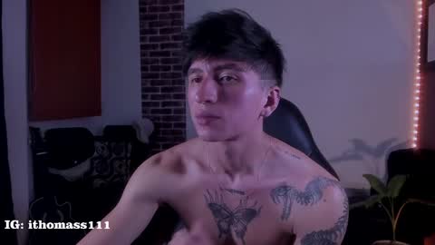 Snapshot of usserrivera chatting on 05.15.26 rivera online show from 05.15.26