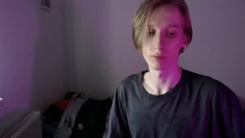 Snapshot of usuck364662 chatting on 12.12.24 Excuse me online show from 12.12.24