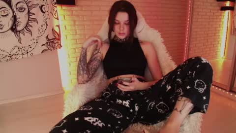 Eva online show from 12.16.24