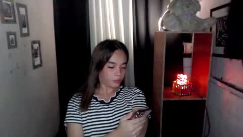 Ahn Chiyo online show from 12.04.25