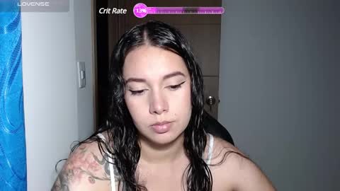 Snapshot of v_vennus chatting on 02.01.25 Vennus online show from 02.01.25