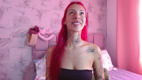 Snapshot of vaalen_ chatting on 03.02.26 valentina online show from 03.02.26