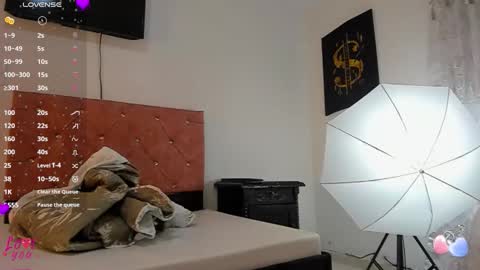 Vahiolet smith online show from 01.07.26