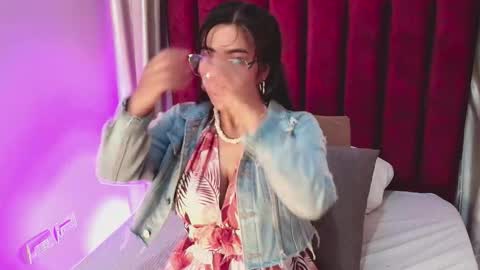 VaiaLowell online show from 02.20.26