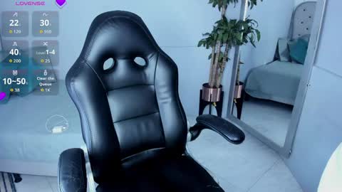 Vaioleth online show from 05.02.26
