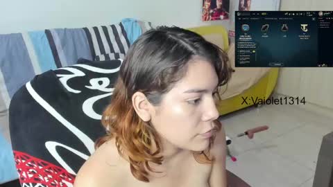 Snapshot of vaioletuwu chatting on 01.26.25 Vaiolet1314 online show from 01.26.25