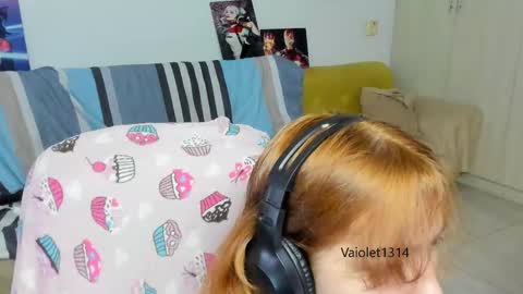 Snapshot of vaioletuwu chatting on 03.09.25 Vaiolet1314 online show from 03.09.25