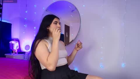 Snapshot of valeery_gomez chatting on 12.03.25 Tifanny online show from 12.03.25