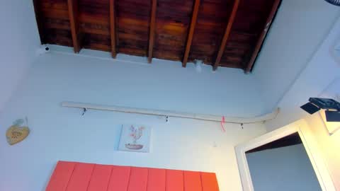 Snapshot of valen_rose0 chatting on 10.24.25 VALENTINA 3 online show from 10.24.25