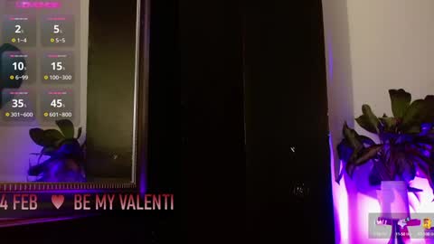 Snapshot of valengray chatting on 02.06.25 Valen online show from 02.06.25